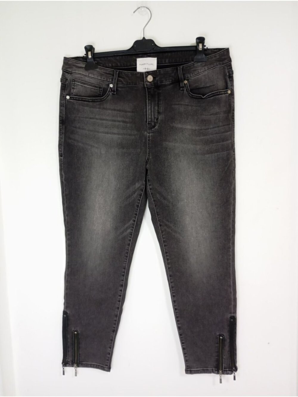 Habitual Marina Skinny Jeans In Washed Black With Ankle Zipper Detail Size 34
